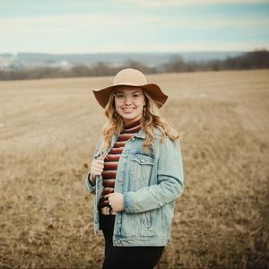 Meet your Posher, Molly